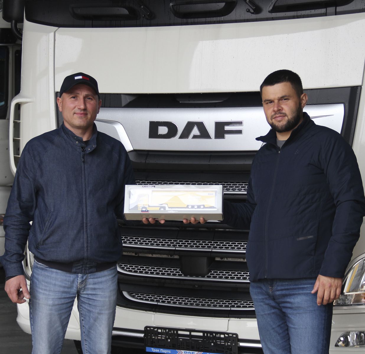 Мы передали ключи от DAF XF в новом кузове для перевозки нерудных материалов и нефтепродуктов!